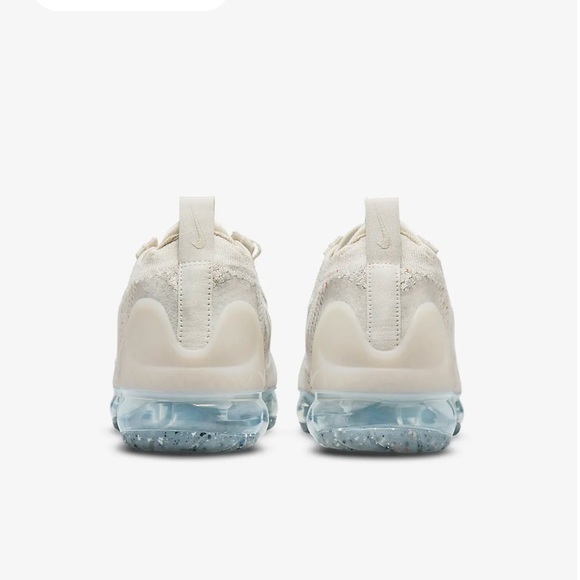 Nike Air VaporMax 2021 Flyknit - Picture 5 of 7